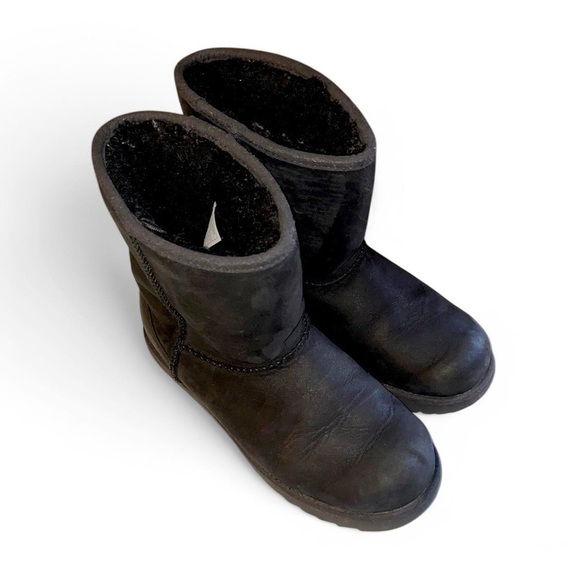 UGG Black Ankle Boots - Picture 1 of 4